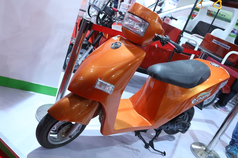 Goenka Electric Motor Vehicles unveils 2 electrics scooters at E.V. Expo