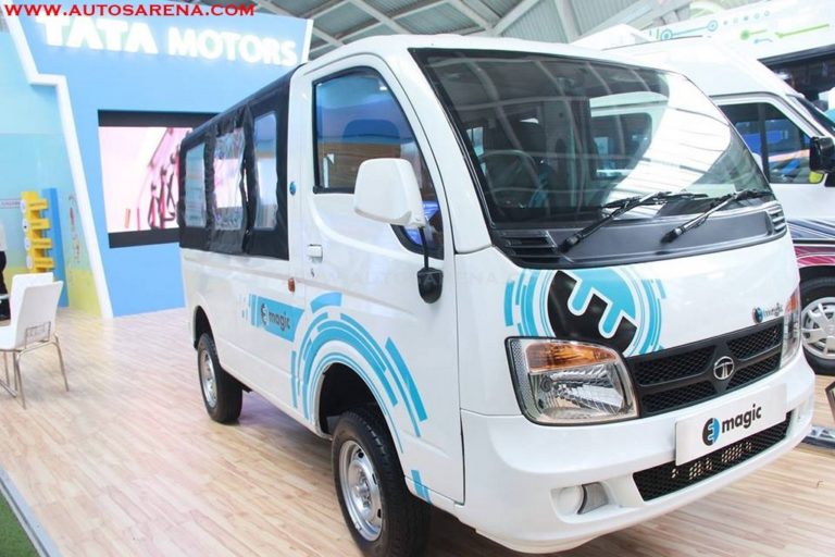 Tata Motors showcases Magic Electric Van at PRAWAAS 2017